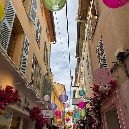 Le Nine - 2 Prs Standing Vieil *