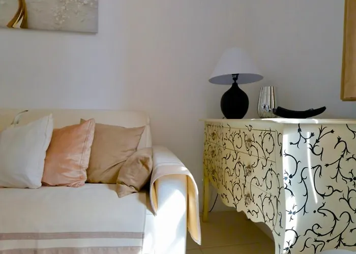 Апартаменты Le Nine - 2 Prs Standing Vieil *