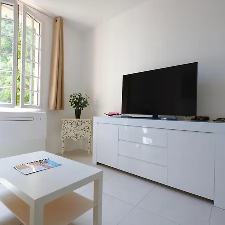 Le Nine - 2 Prs Standing Vieil Apartment *