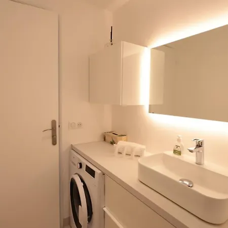 Le Nine - 2 Prs Standing Vieil Apartmán